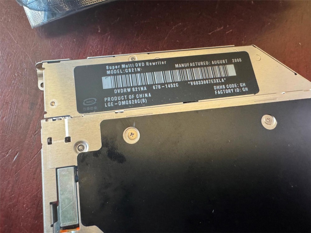 H-L Data Storage Super Multi DVD Rewriter Optical Drive GS21N