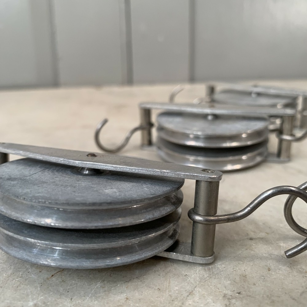 Set of 7 aluminium pulleys