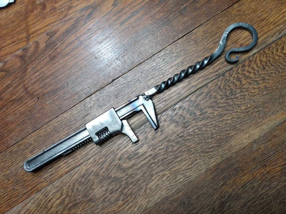 Blacksmith Twisting Wrench (Medium 16")