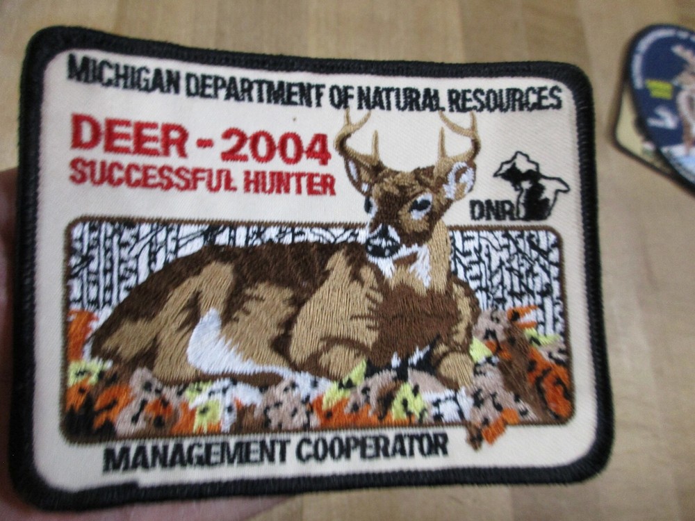 2004 Michigan DNR Deer Management Cooperator Successful Hunter Patch Original(r)