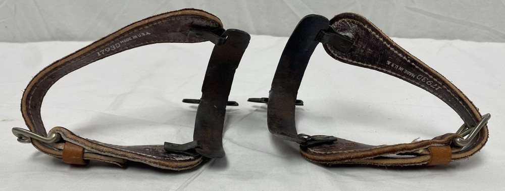 VTG Spurs Rustic~3" Boot Opening~8 pt star~Outer design~Leather strap~1793D~USA