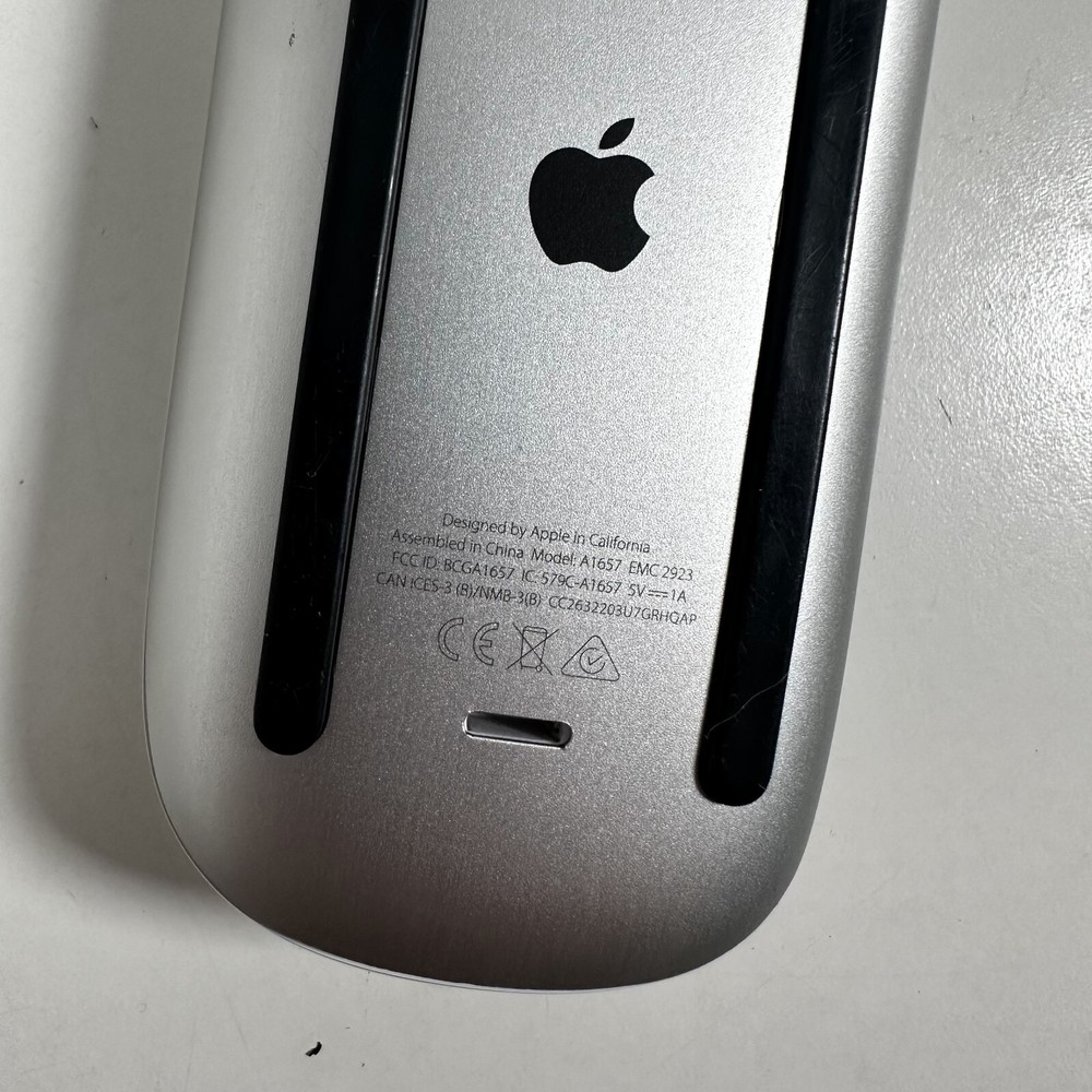 Apple Magic Mouse 2 Multi-Touch Surface Bluetooth Wireless Rechargeable A1657