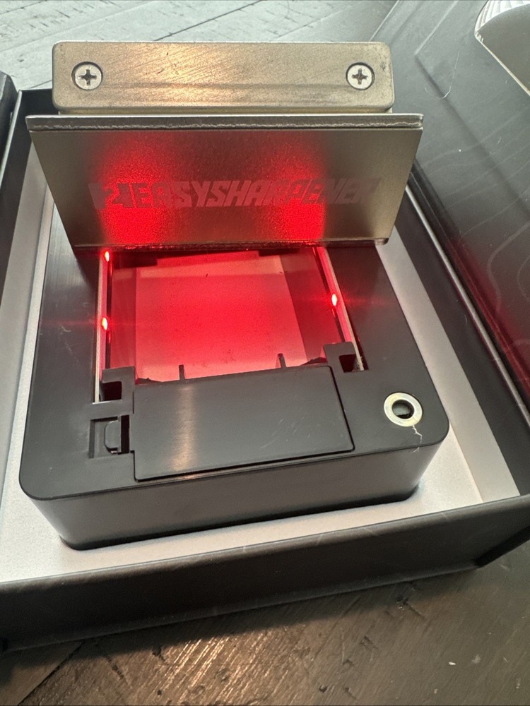 I cut Easy Sharpener BroadHead Sharpener