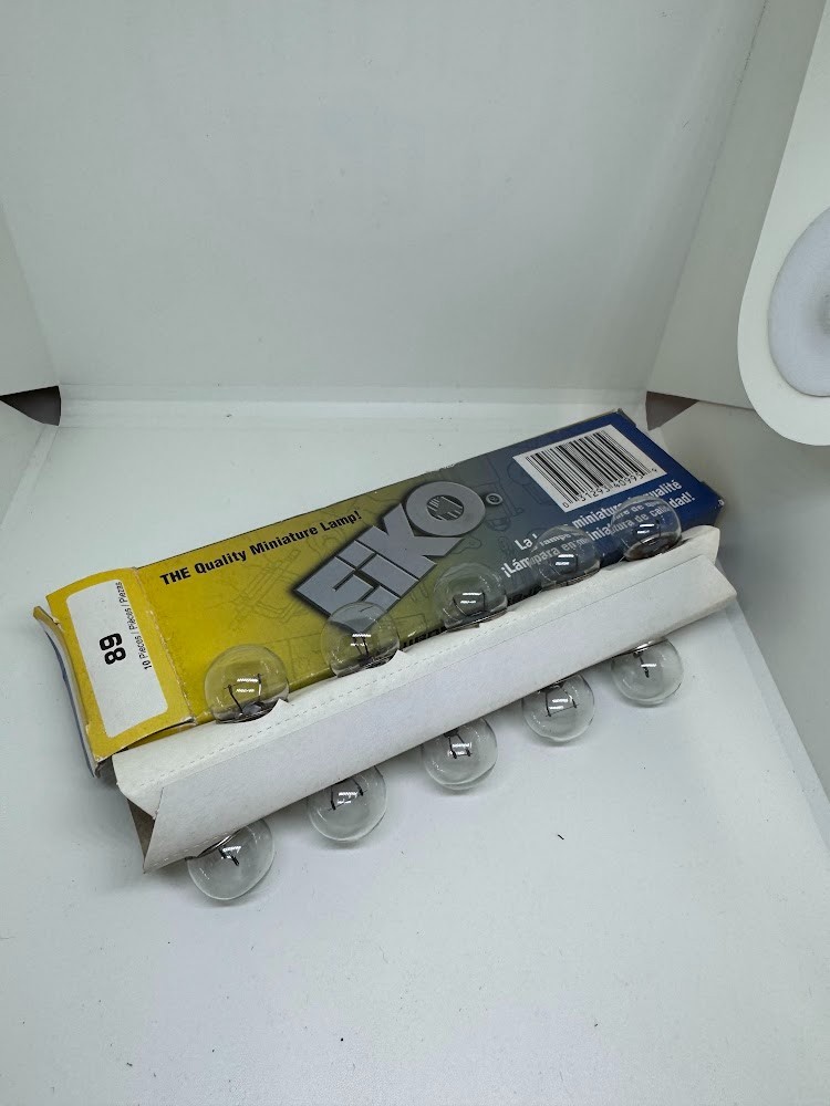 MINIATURE LIGHT BULB 68 (LOT OF 2)