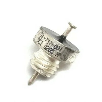 1.4UF 15A 50V EMI Feedthrough Filters 51-717-001 API Technologies