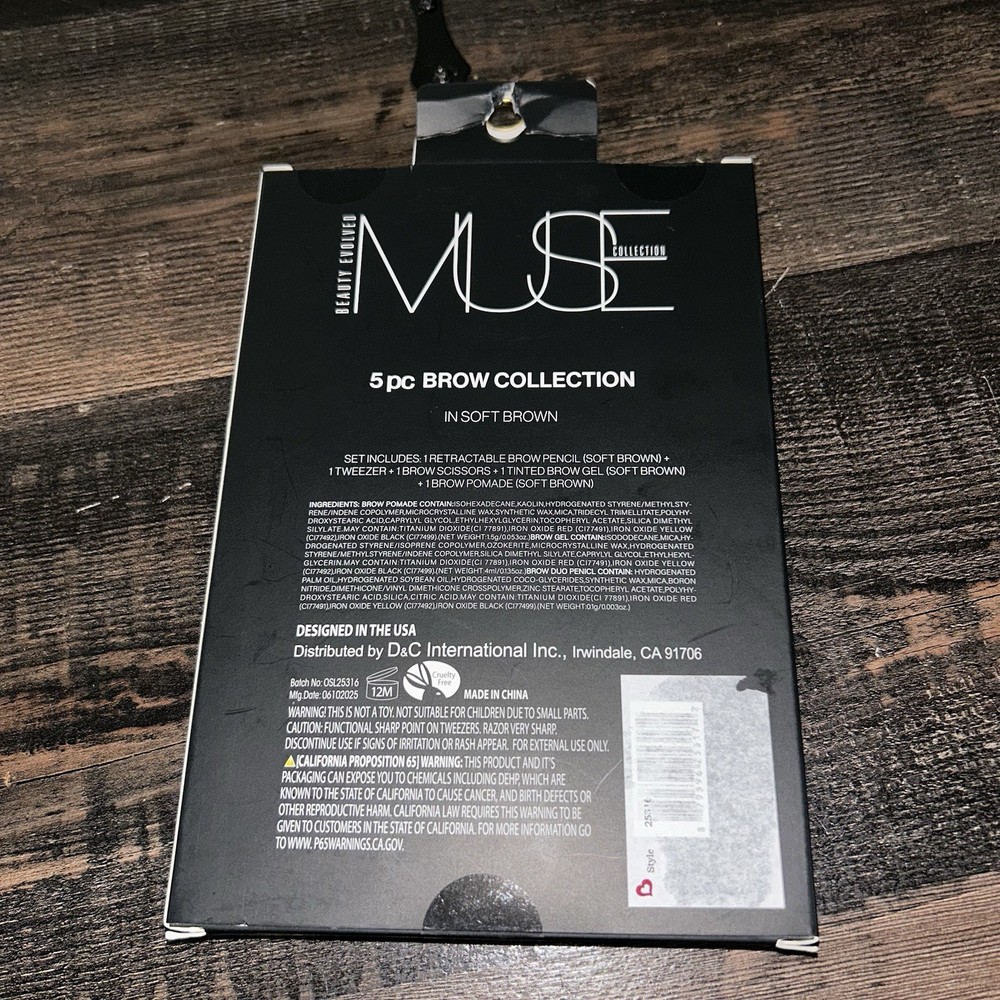 Muse Beauty Evolved 5 Piece Brow Collection Light & Medium Brown NWT