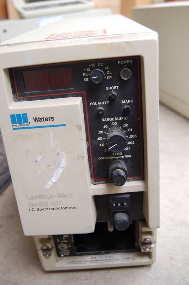Waters HPLC Lambda max  absorbance  detector 481 UV par