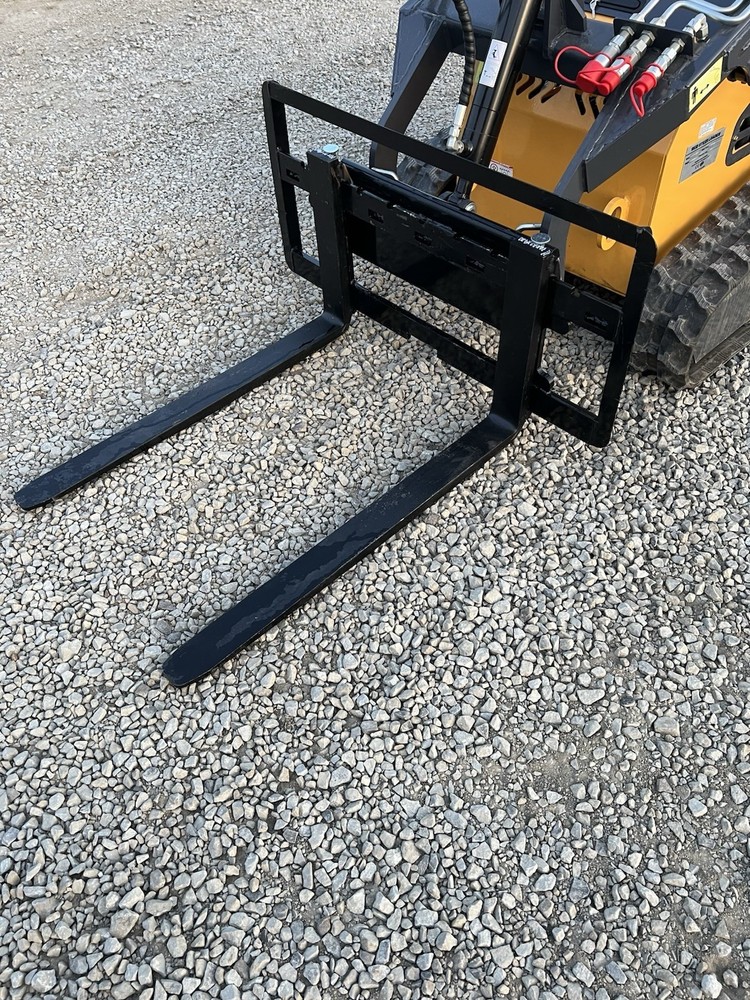 Pallet Fork Attachment Black Universal for Mini Skid Steer Loader