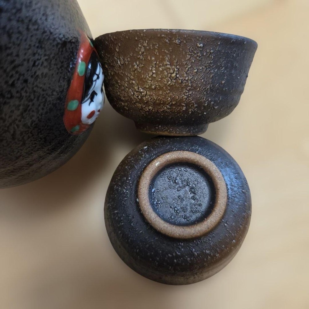 Tokkuri ochoko set
