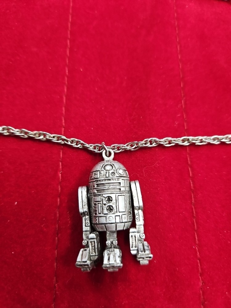 R2D2 Pendant With Chain