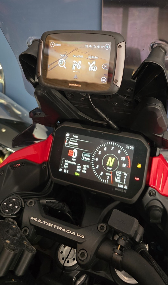 Ducati Multistrada V4 Tomtom rider sat nav mount gps mount (AMPS pattern)