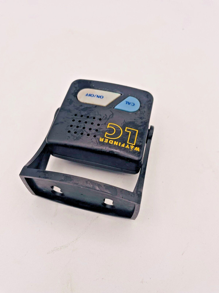 WayFinder LC Electronic Automotive Compass Adjustable Bracket Digital Display