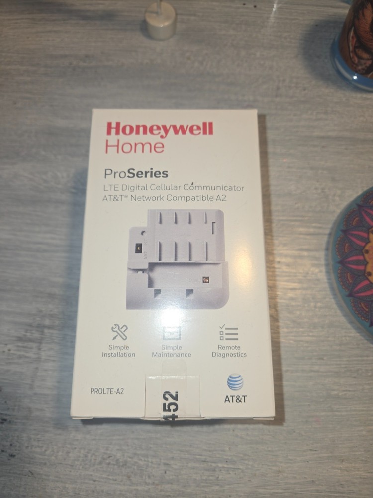 Honeywell Home ProSeries LTE Digital Cellular Communicator