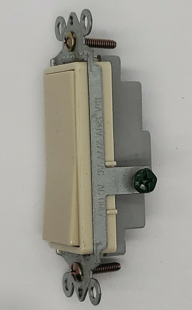 (10) Pack DS15-I Decorative Decora Single Pole Rocket Switch Ivory 120 Volt..