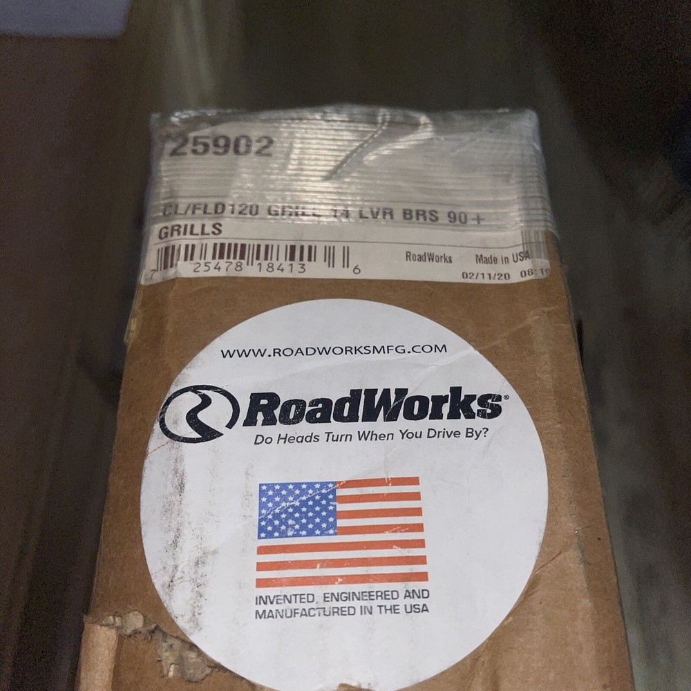 RoadWorks Peterbilt Grille Inserts 25902