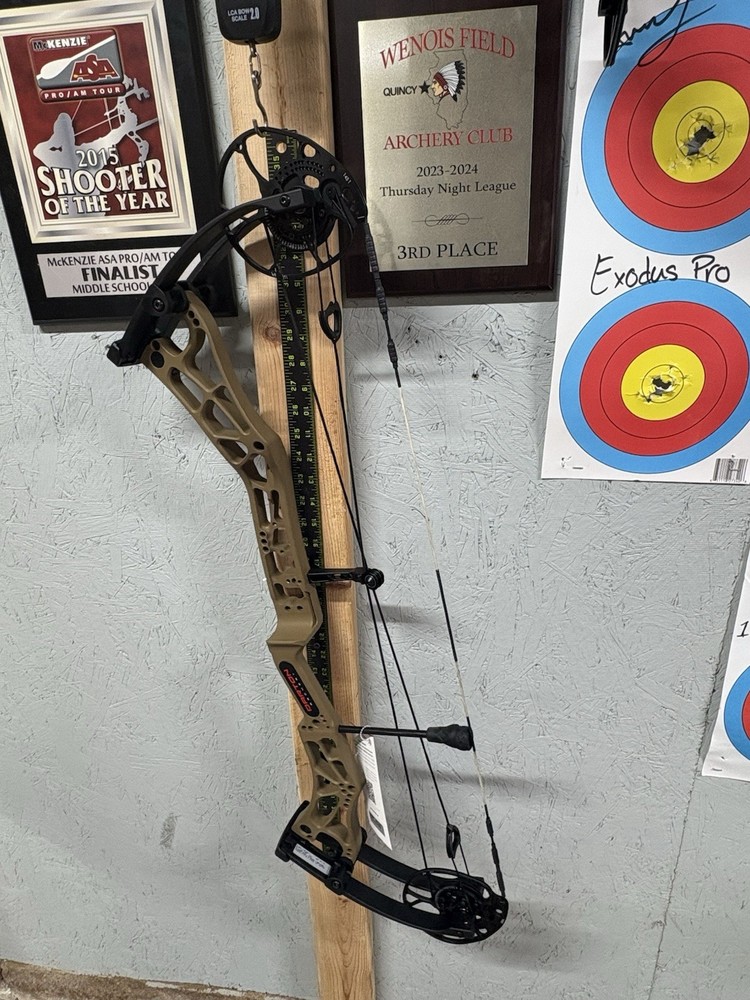 2026 Darton Consequence 31 Bow RH 50-60 Lb