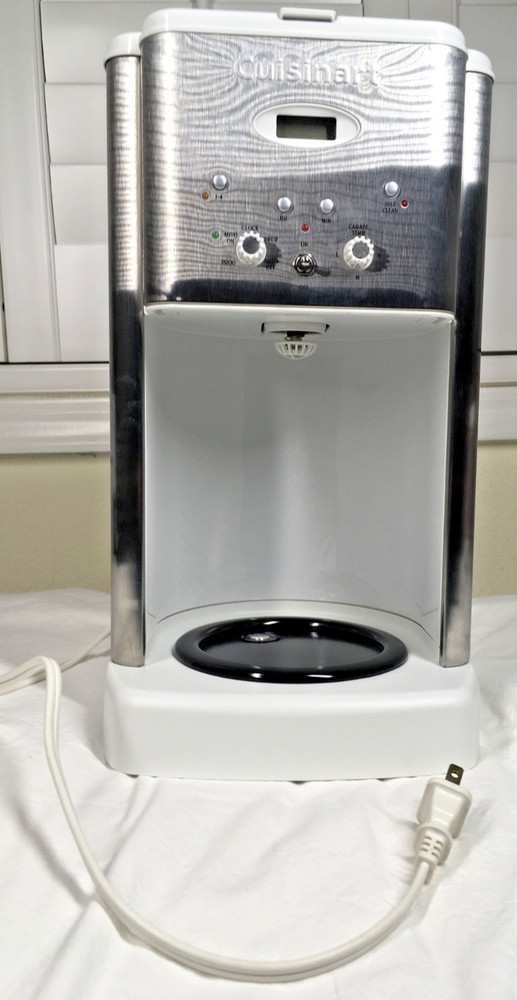 Cuisinart Brew Central Programmable Coffeemaker DCC-1200W Excellent !