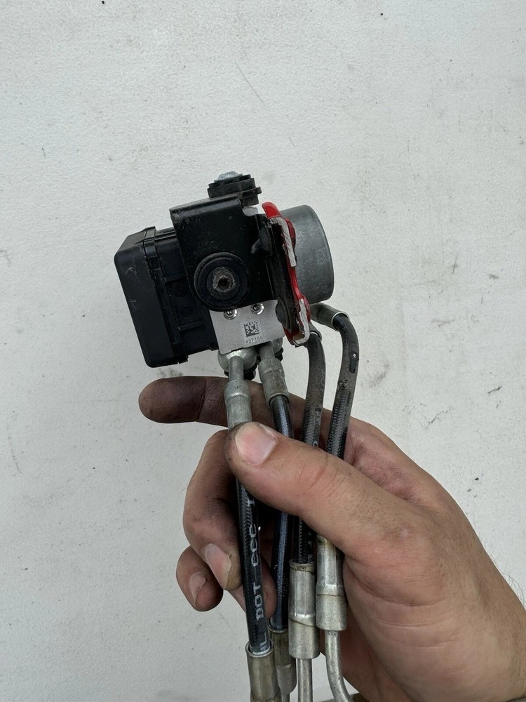Ducati Hypermotard 939 SP Oem Abs Module Pump