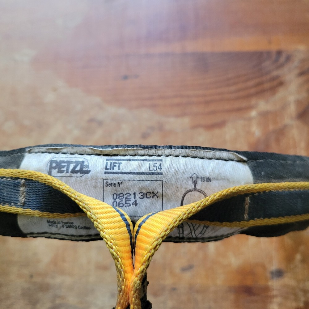 Petzl Lift - Spreader for Harnesses