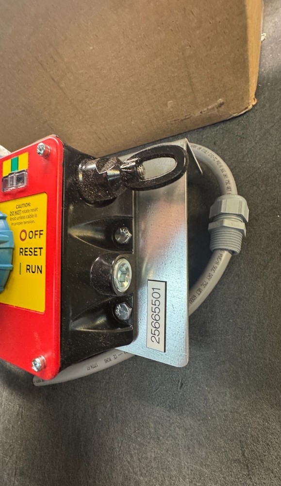 Honeywell 2CCPA2A1B2B Pull Cord Safety Switch NEW