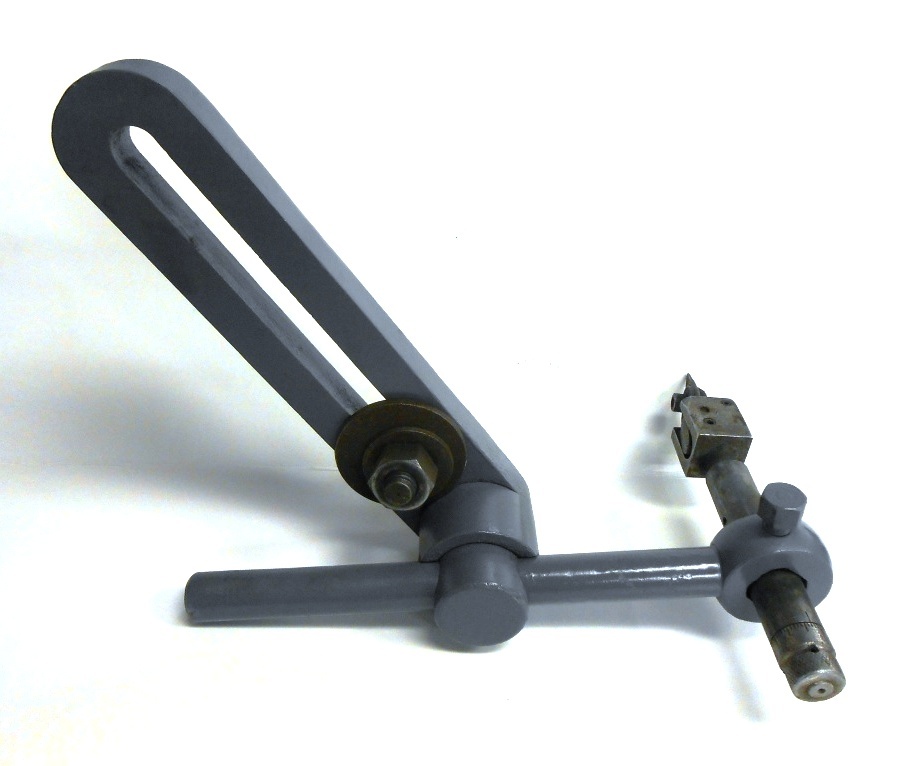 MISCELLANEOUS CENTERING TOOL HOLDER