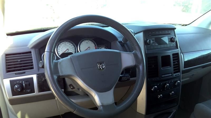 CARAVAN 2010 High Mounted Stop Light 1036383831
