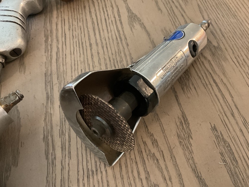 Astro Pneumatic M563DB 3" Cut-Off Tool W / Blade and Fitting