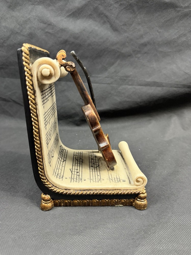 Classical Violin/Cello Sheet Music Bookend - Excellent Condition