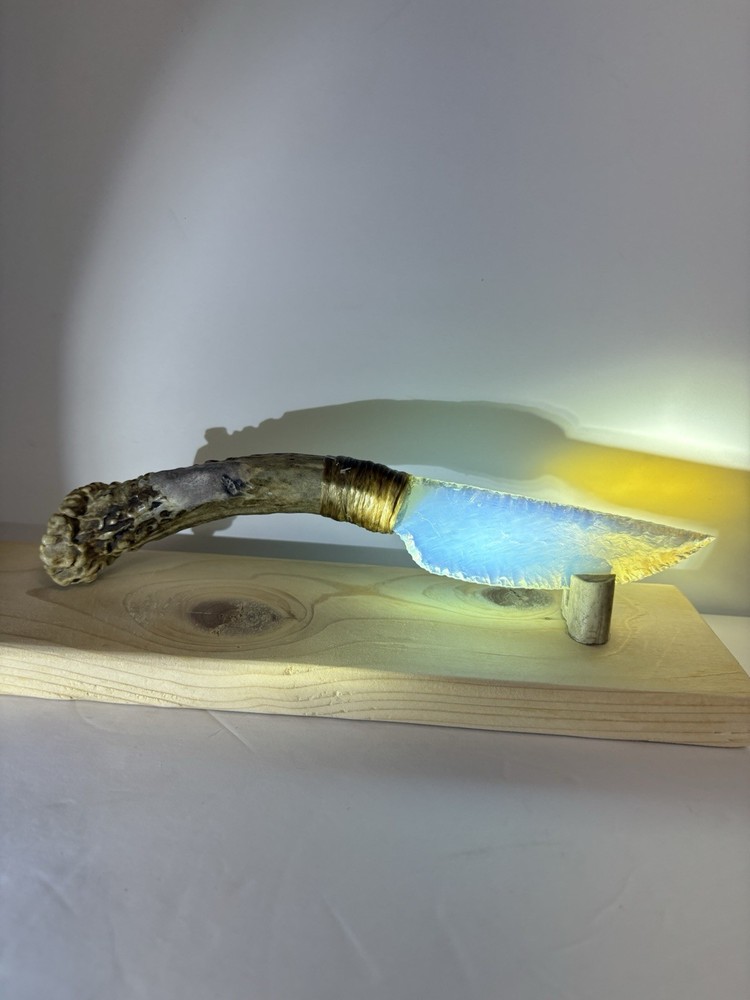 flint knapped knife
