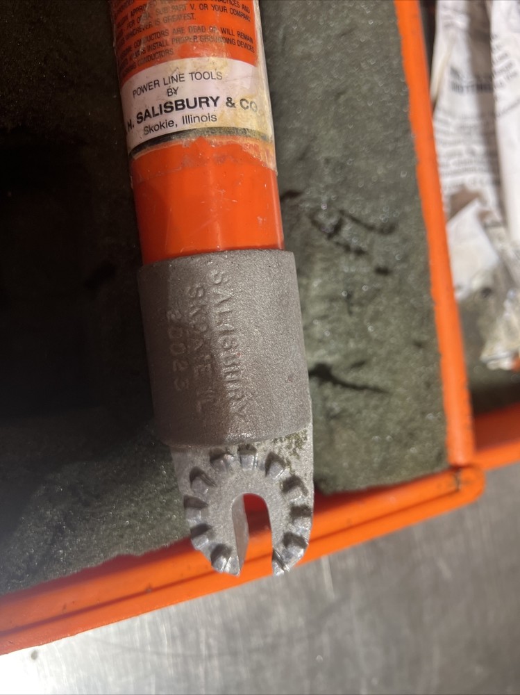 SALISBURY Model WHSCO 4344 Audio Visual AC VOLTAGE DETECTOR. Our #3
