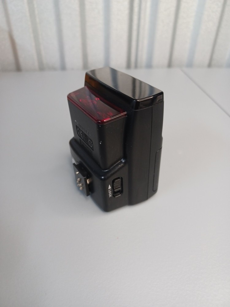 Canon Speedlite Transmitter ST-E2 With Case No Battery !