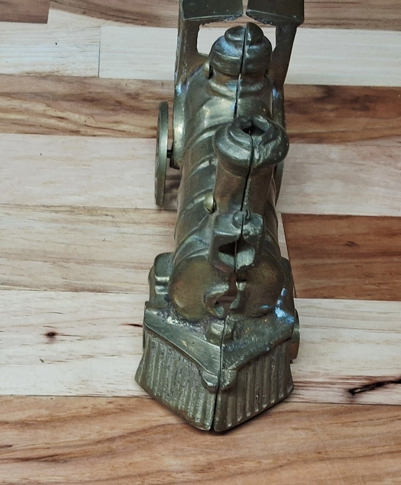 Vinatge Solid Brass Railroad Moving Wheels Train Figurine