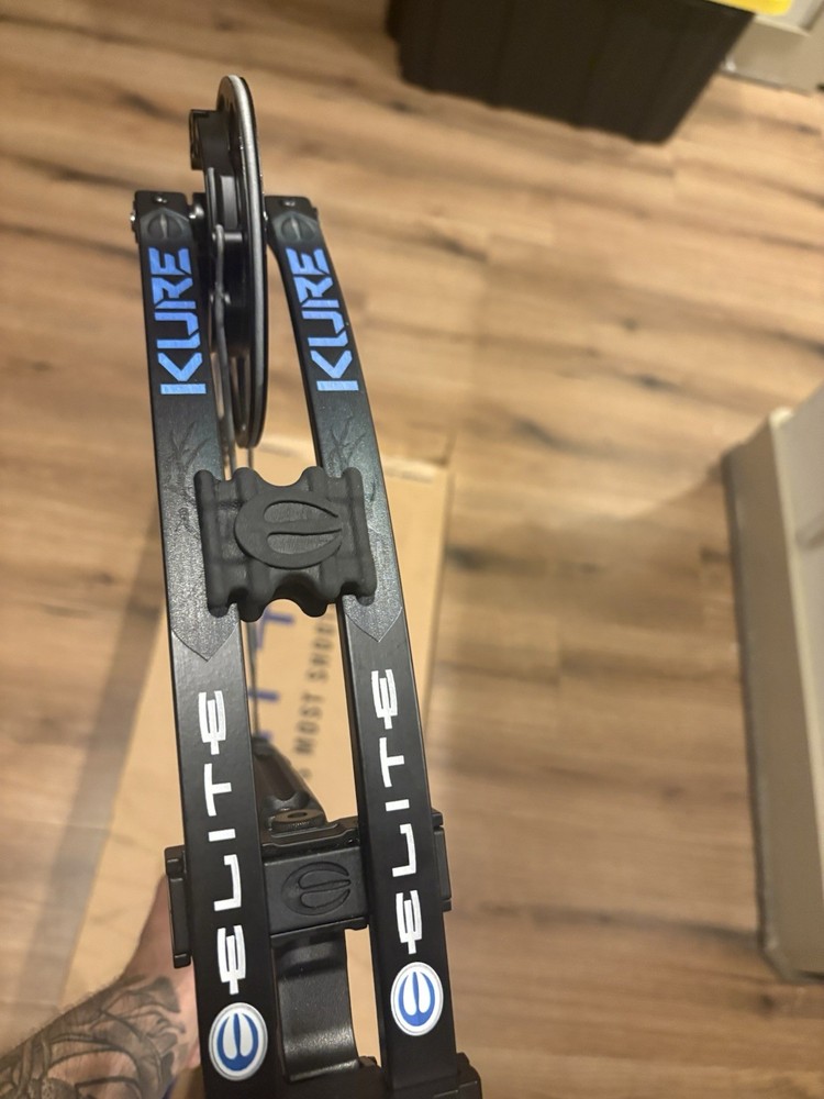 Elite Kure Compound Bow Right Hand 70 Lb Draw Weight