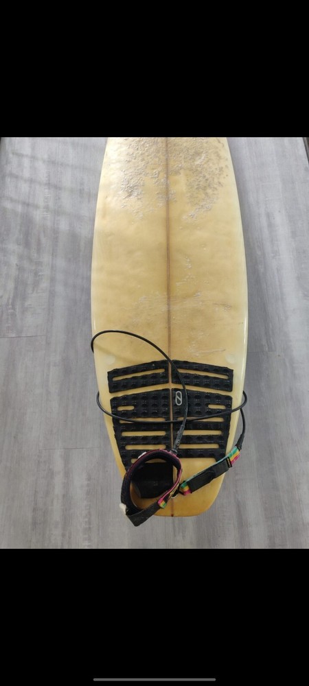 Surf Board With Pad And Leash