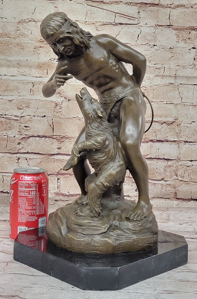 AMERICAN NATIVE TRAINING A BEAR BRONZE SCULPTURE STATUE ON MARBLE BASE ARTWORK