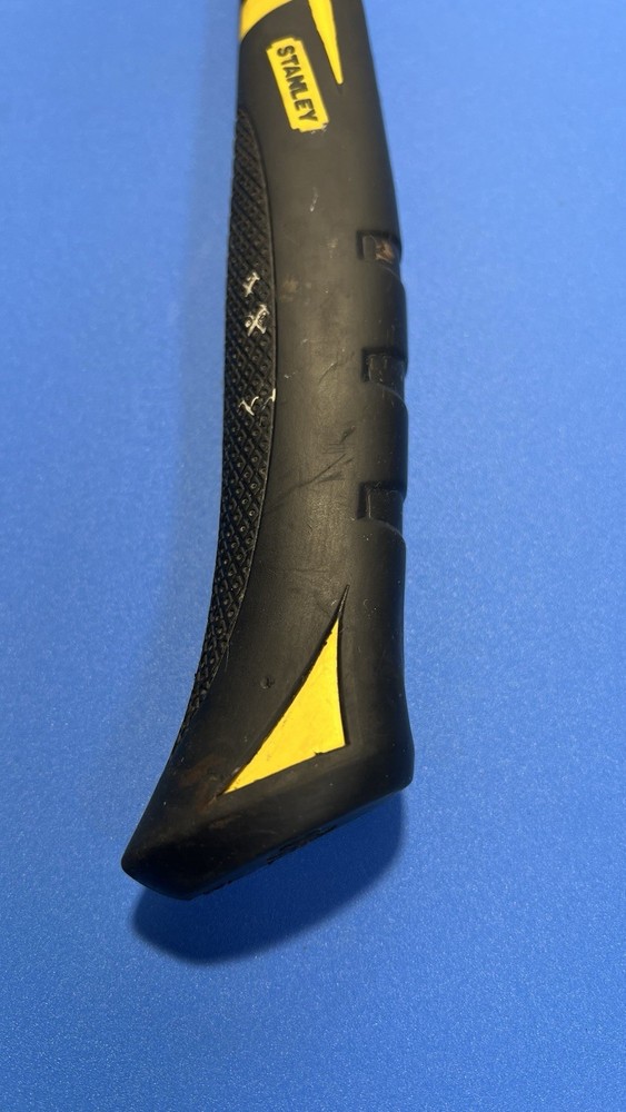 STANLEY FATMAX ANTIVIBE HAMMER 20 OZ