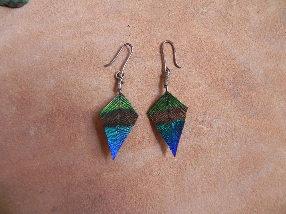 Strut~Triangle Shaped PEACOCK FEATHER Earrings-NEW