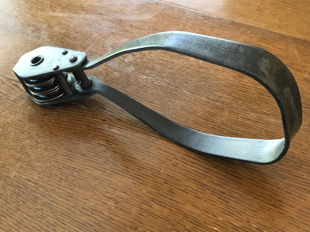 Vintage Galvanized Iron Strap 2-1/2" Triple Pulley Assembly