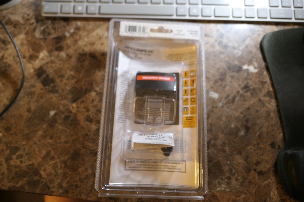 ACCUSPLIT Eagle Wellness Series Super Thin Step and Distance Pedometer A79