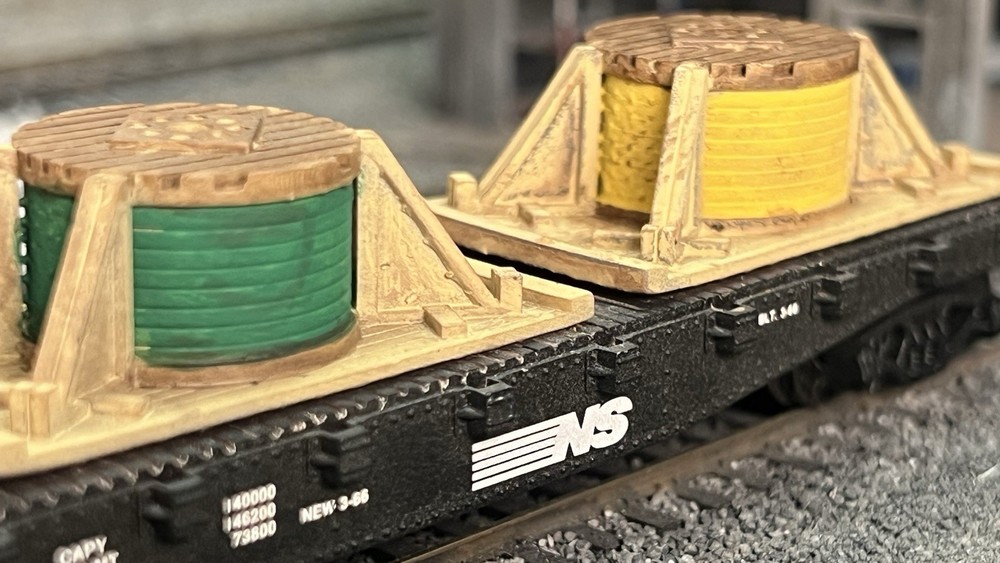 N Scale Cable Drum On Pallet - Car Load (3)