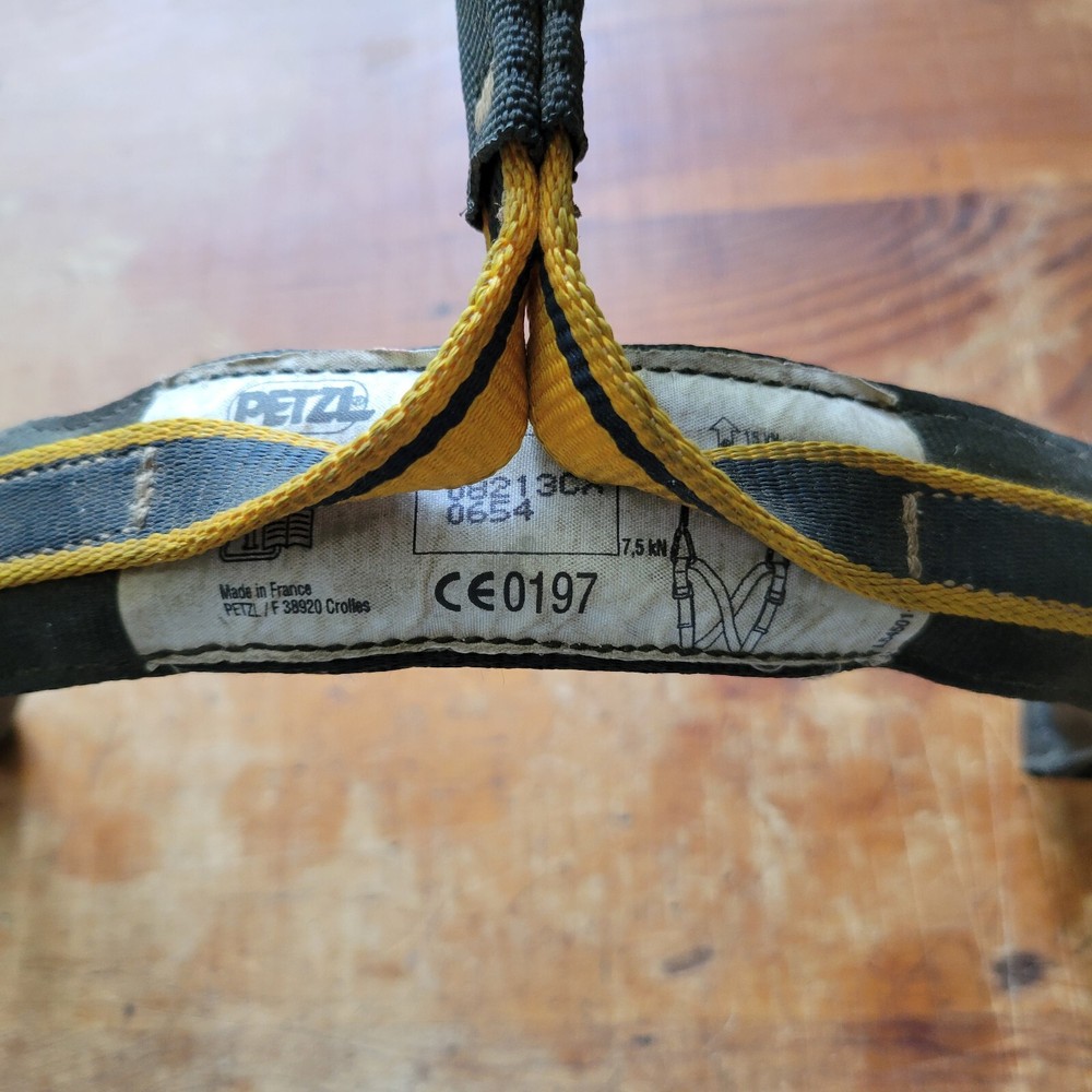 Petzl Lift - Spreader for Harnesses