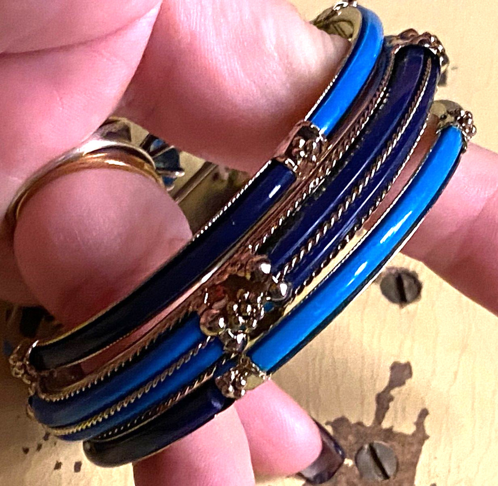 Set 3 Silver Tone Bangle Bracelets w Blue Lucite embellishment 8"