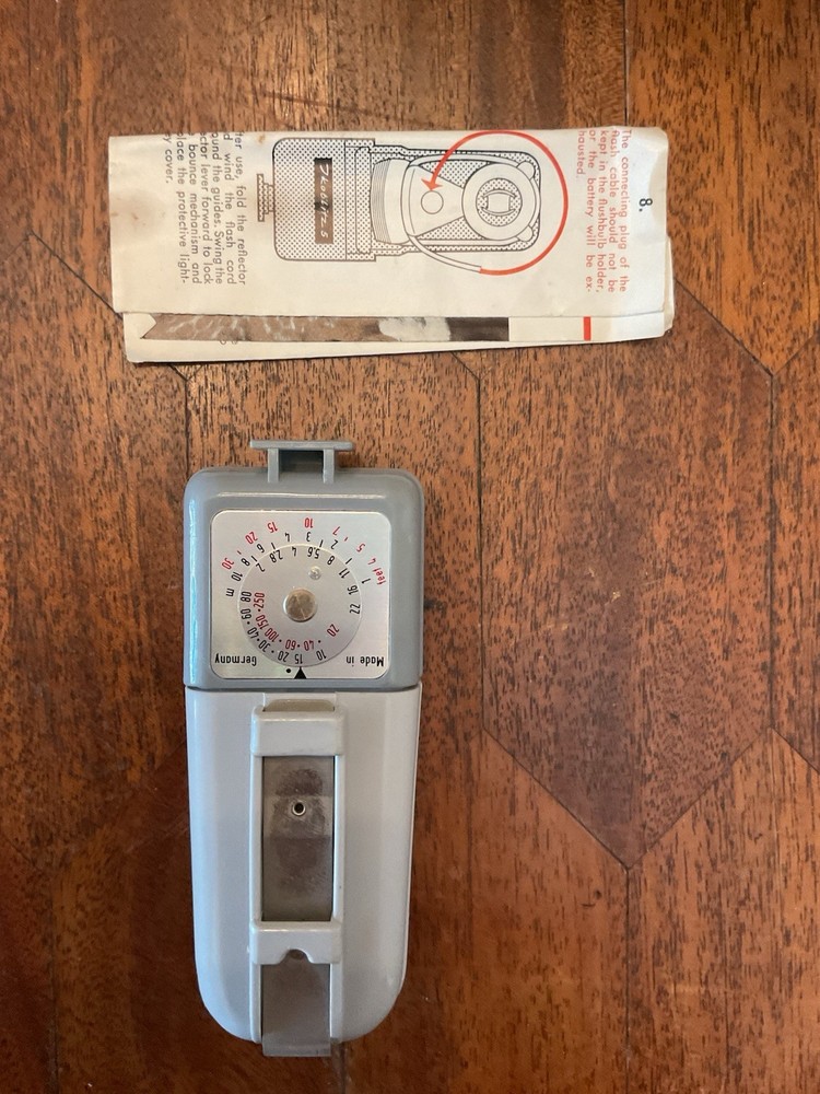 Zeiss Ikon Ikoblitz 5 camera flash unit