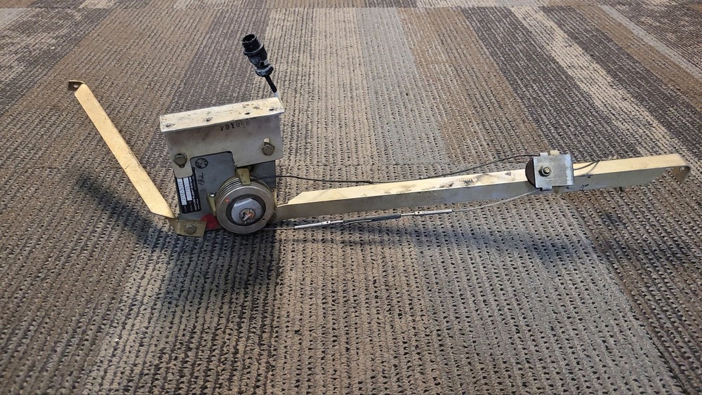 Century Flight Systems Servo 1C785-3-926