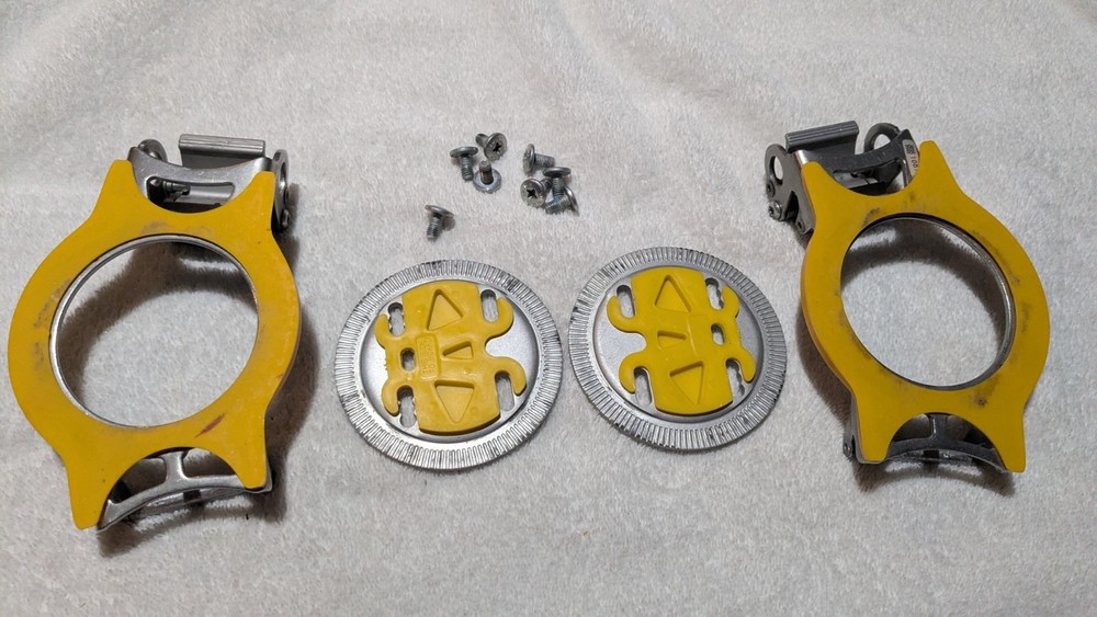 Switch Demo Step-In Snowboard Bindings w/ Plates Mounting Hardware