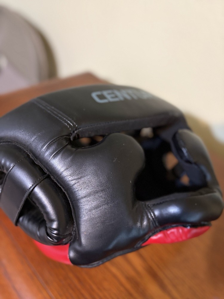 Century Boxing Headgear Size S/M used