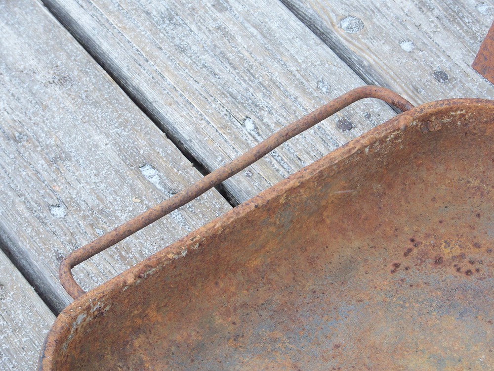 Blacksmith Champion Blower and Forge coal Cast Iron Pan part old no blower tool
