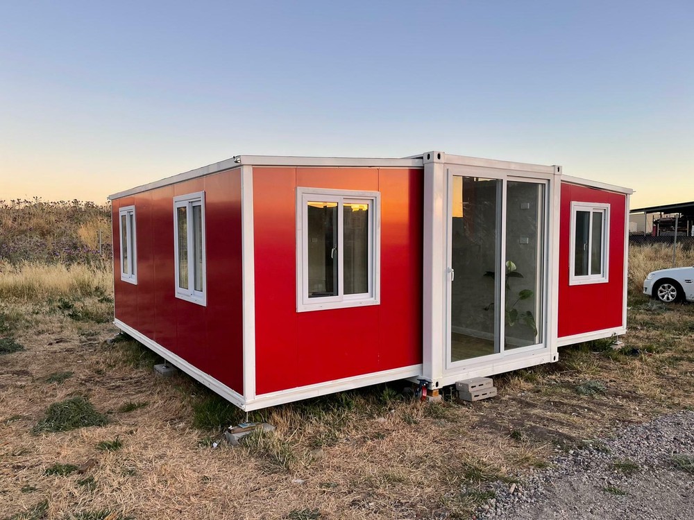 350 sf Expandable 2BR Tiny House