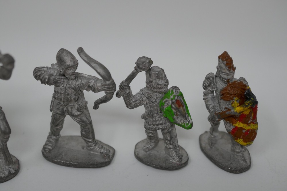 Grenadier Models 1982 Pewter Fighting Men Figures