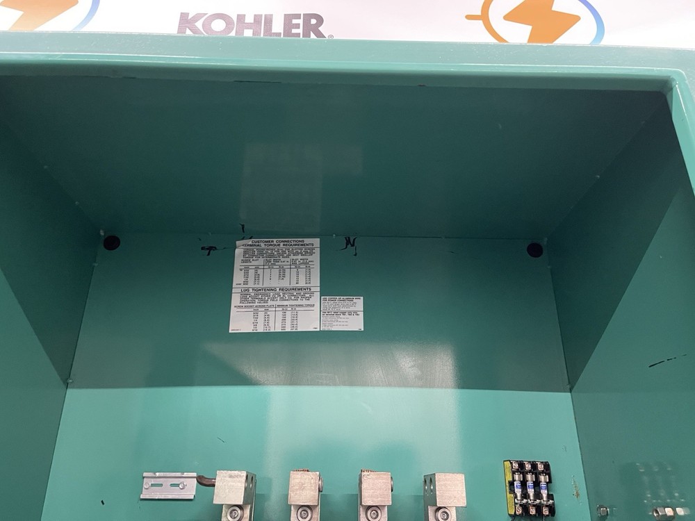 800 Amp Cummins Automatic Transfer Switch - 480v 3 Phase - Nema 3R